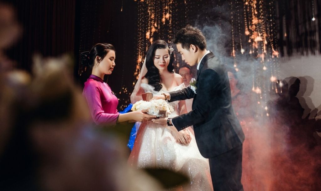 Hoa Mai Wedding Studio – Studio chụp ảnh hỏi giá rẻ bất ngờ ở Đà Nẵng