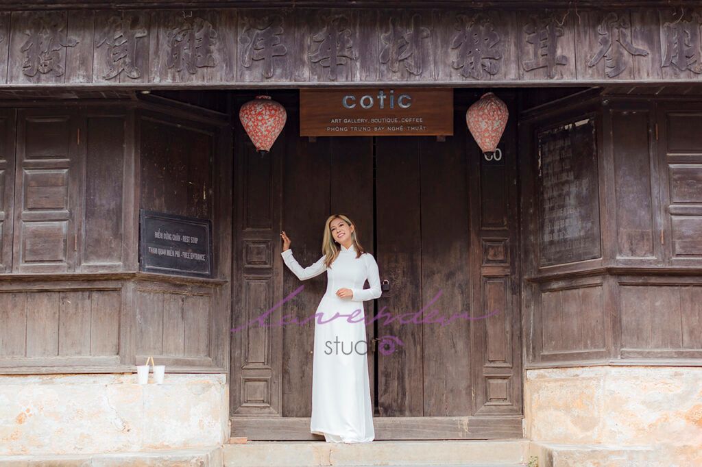 việc chọn các studio để chụp ảnh thì việc cho thuê thợ chụp ảnh uy tín ở Hội An khá phổ biến