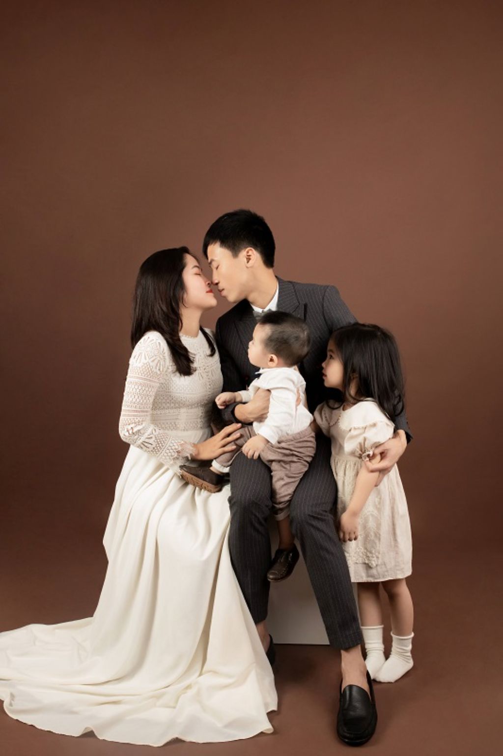 Ninh Nguyễn studio - Nơi chụp ảnh gia đình được nhiều người tin chọn ở Hội An