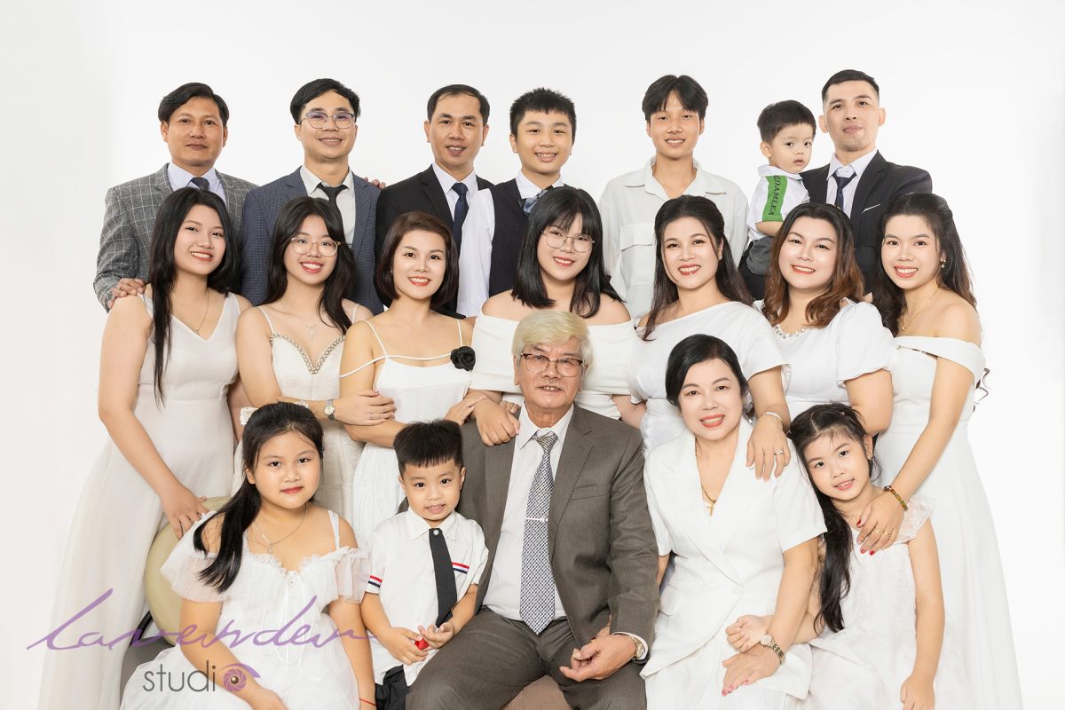 Giá gói chụp ảnh kỷ niệm cưới đại gia đình ở Lavender tp HCM