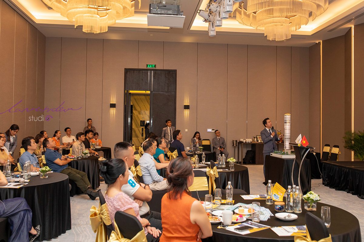 Giá thuê thợ chụp ảnh sự kiện ở Hà Nội