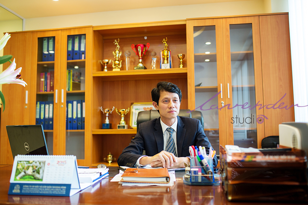Giá dịch vụ chụp ảnh doanh nhân tại TP HCM