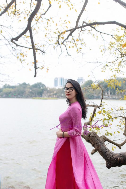 Chụp ảnh đẹp mùa thu Hà Nội