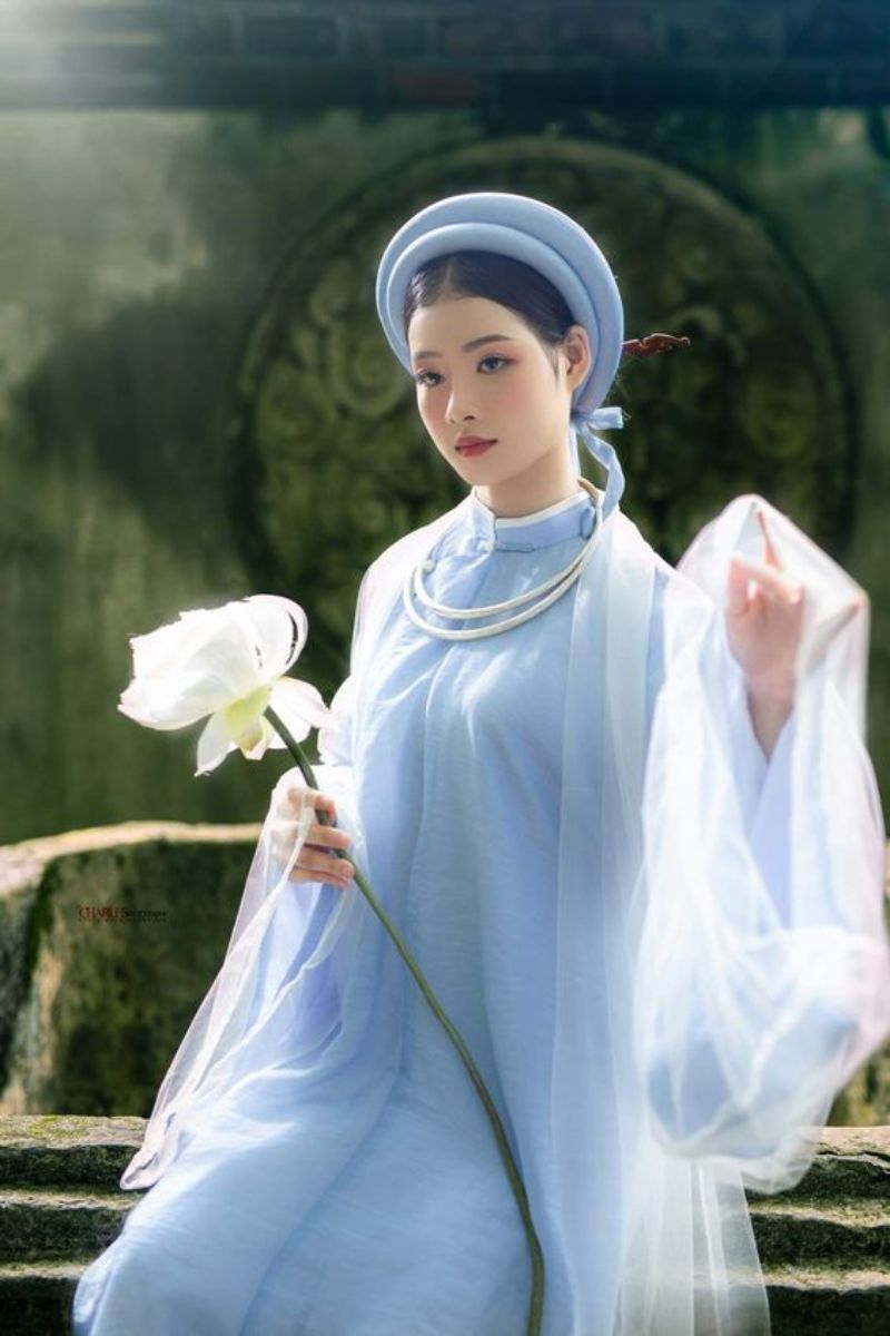 chụp ảnh áo dài ngũ thân một mình tại Huế chụp ảnh áo dài ngũ thân một mình tại Huế