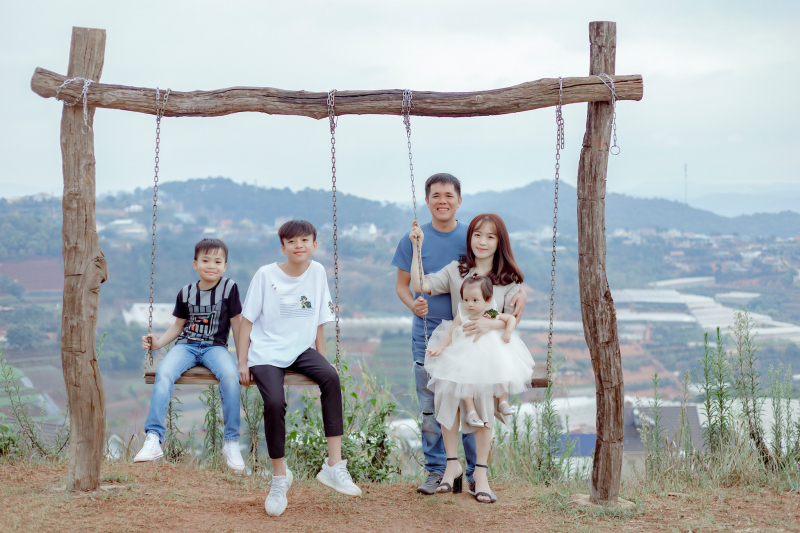 studio chụp ảnh gia đình Tết tại Hà Nội