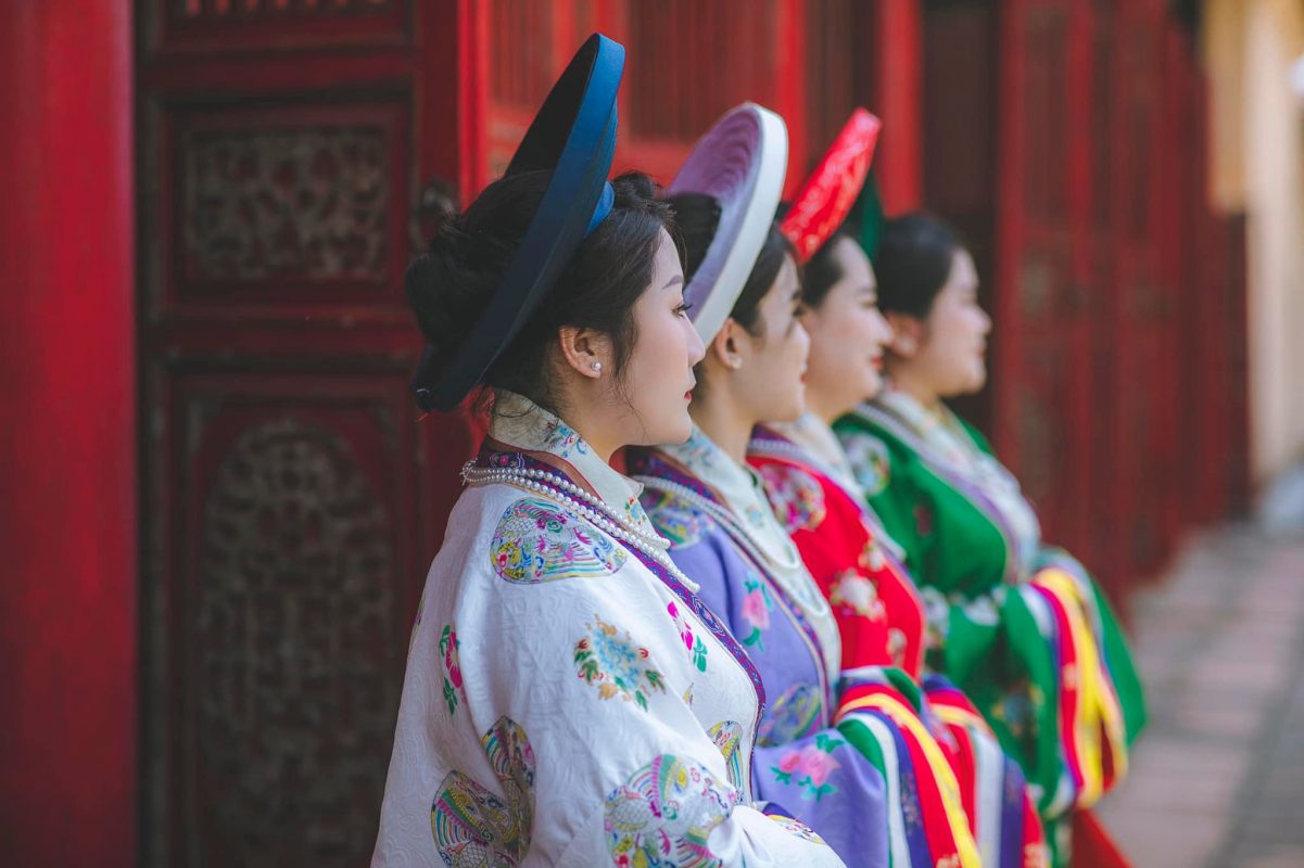 Thuê đồ chụp ảnh ở Huế giá bao nhiêu