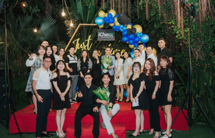 Chụp ảnh tất niên cuối năm có ý nghĩa gì Chụp ảnh tất niên cuối năm có ý nghĩa gì