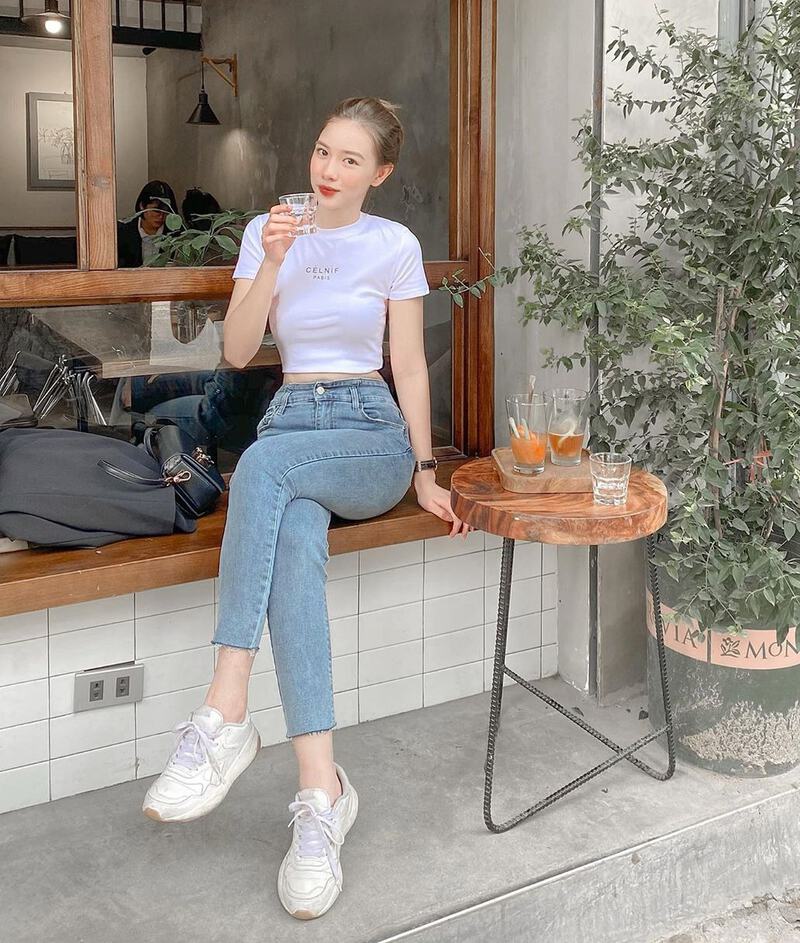 Mẫu trang phục nên chọn khi chụp ảnh Tết 2025 Mẫu trang phục nên chọn khi chụp ảnh Tết 2025