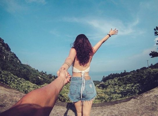 chụp ảnh couple giấu mặt độc đáo và thú vị