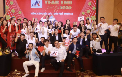 Thời điểm chụp ảnh tất niên cuối năm là khi nào