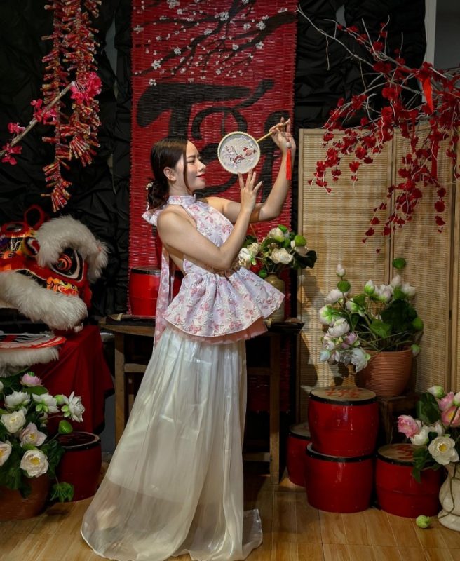 Ngọt ngào với bộ ảnh Tết Xuân Ất Tỵ 2025 của các cặp đôi tại TP.HCM