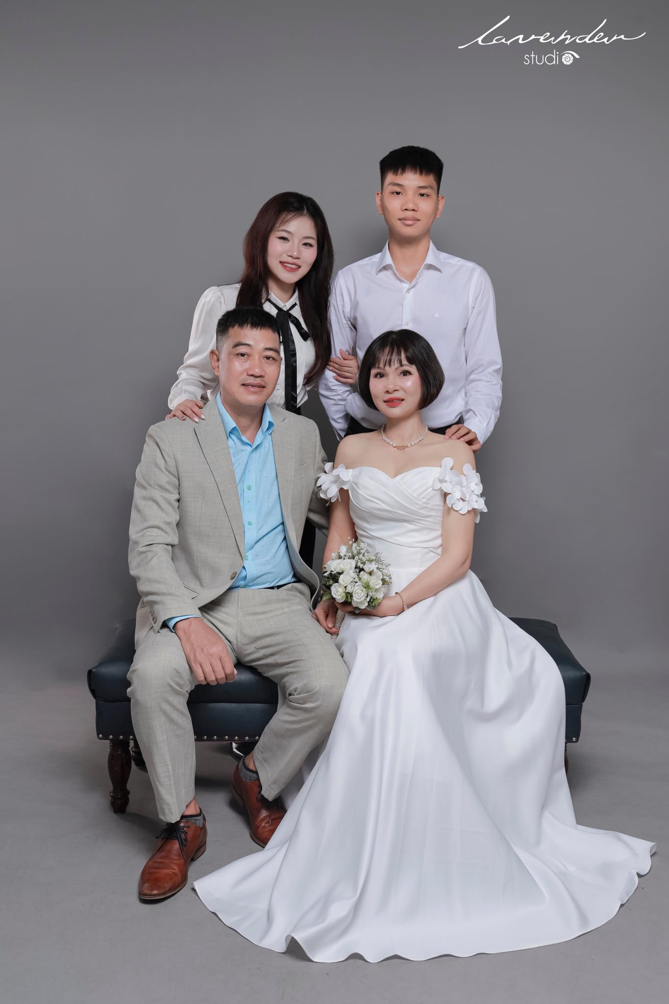 Sở hữu bộ ảnh gia đình Tết đẹp tại nhà Hết nhiều tiền không