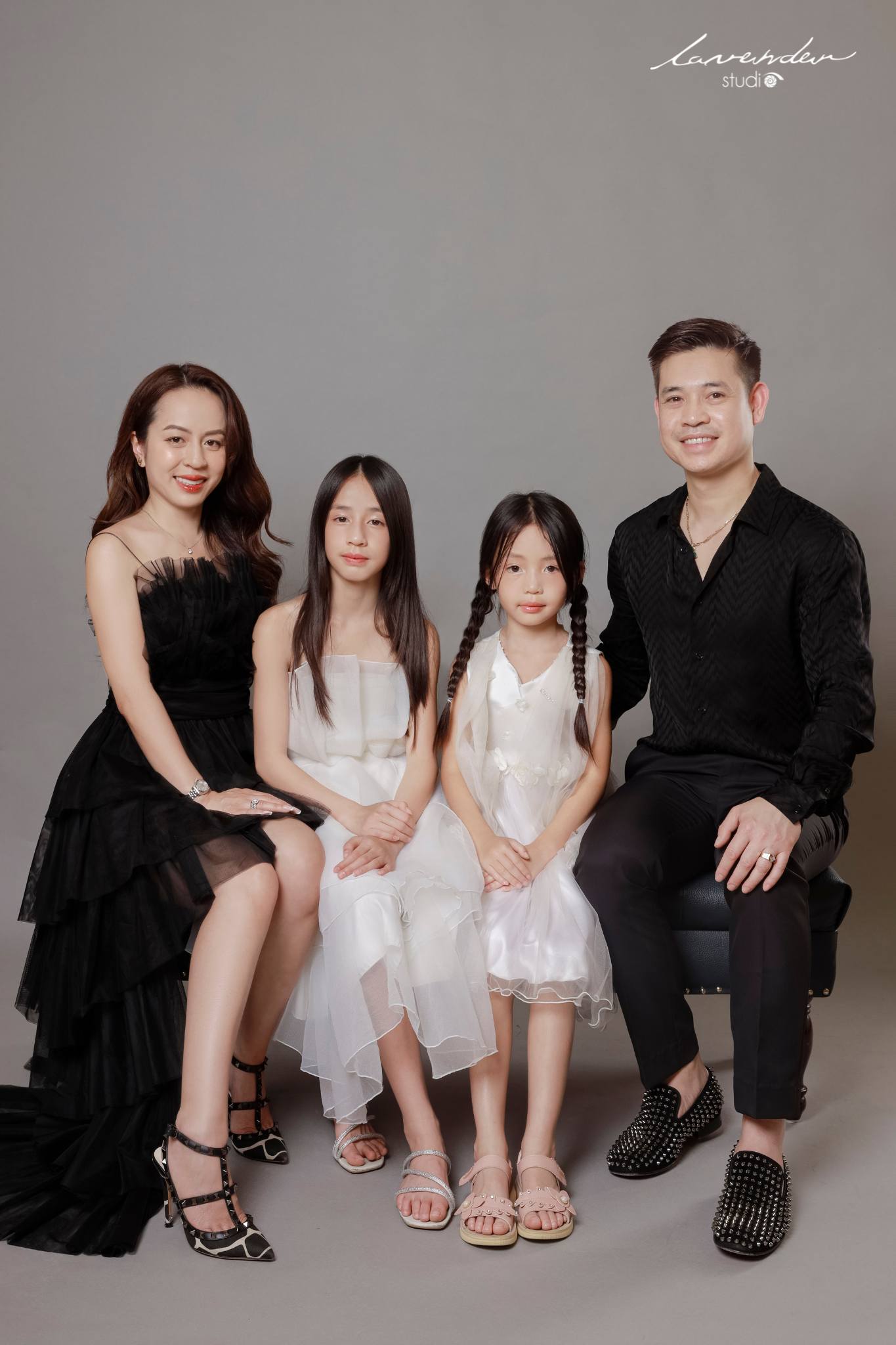 Sở hữu bộ ảnh gia đình Tết đẹp tại nhà Hết nhiều tiền không