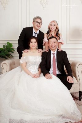 Xinh lung linh với bộ ảnh gia đình Tết đẹp tại Hội An Xuân Ất Tỵ 2025