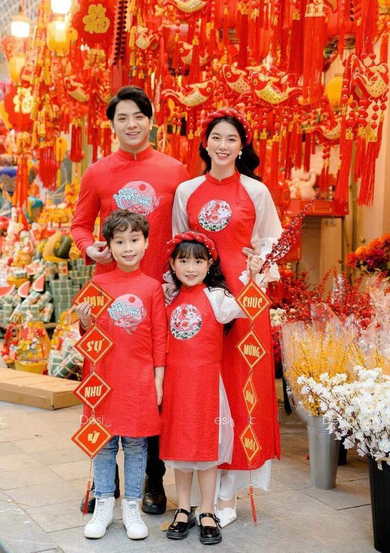 Concept chụp hình gia đình phong cách truyền thống