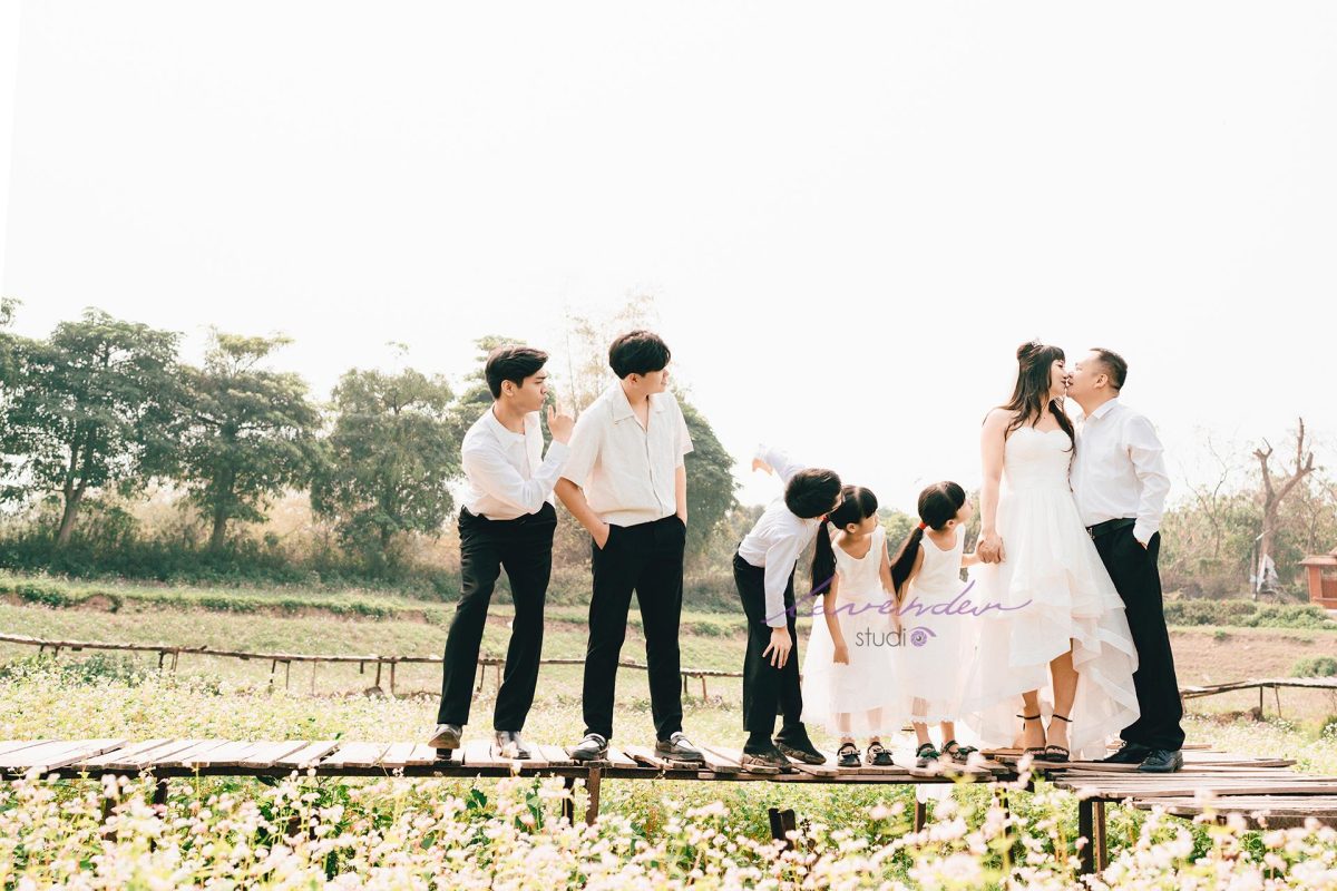 Yếu tố ảnh hưởng đến giá chụp ảnh kỷ niệm ngày cưới