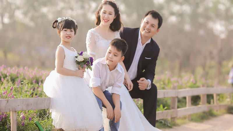 Top 10 studio chụp ảnh gia đình tại Hà Nội giá rẻ năm 2025-2026