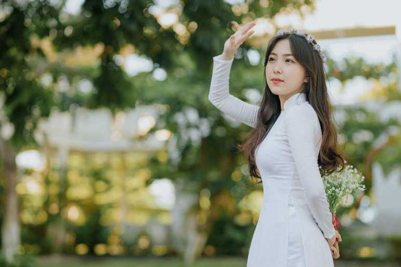 Chụp hình ngoại cảnh áo dài đẹp: Ghi lại vẻ đẹp văn hóa Việt Nam
