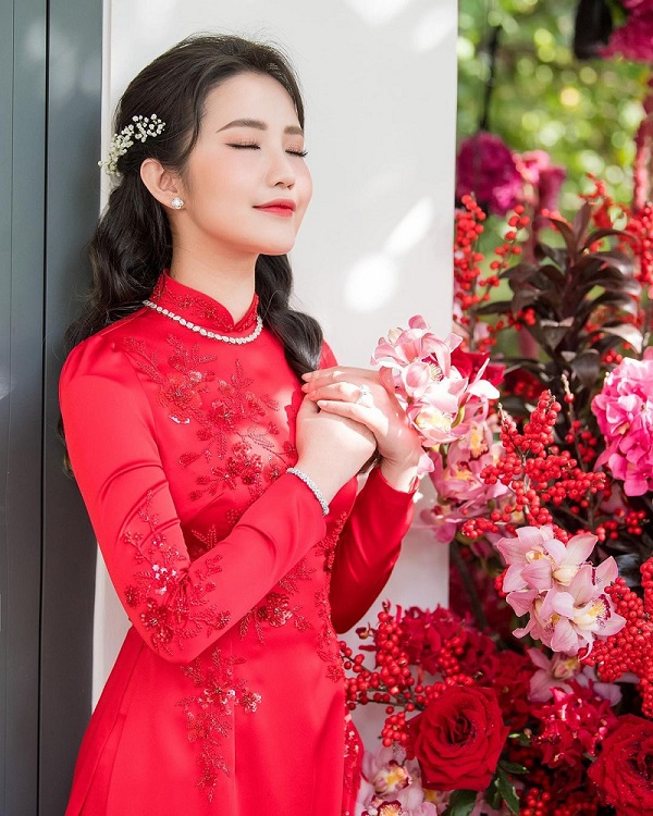 Chụp ảnh cưới áo dài trong studio có những điểm nào cần lưu ý