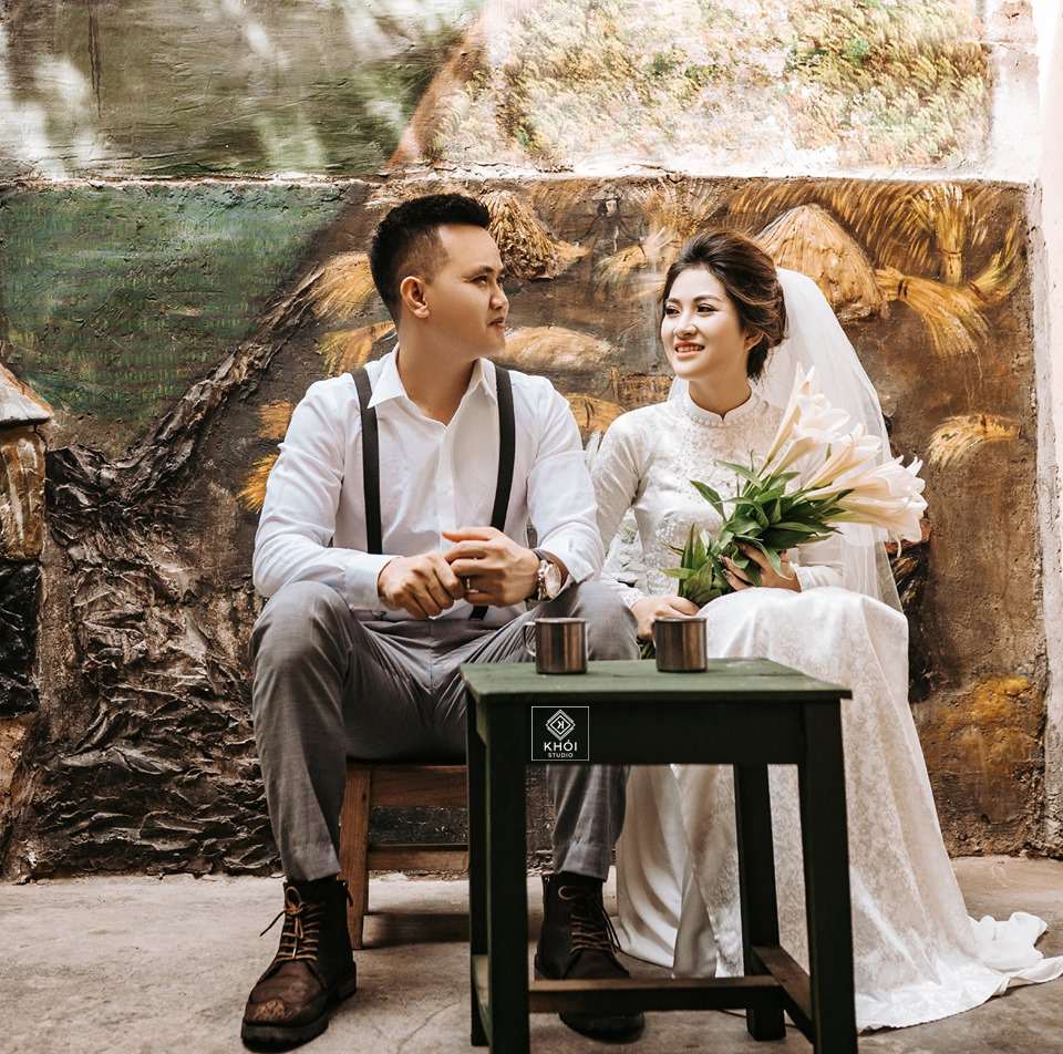 Chụp ảnh cưới áo dài trong studio có những điểm nào cần lưu ý