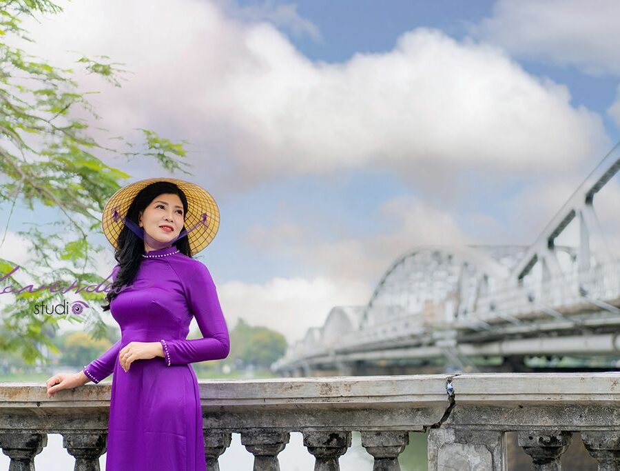 Chụp hình ngoại cảnh áo dài đẹp: Ghi lại vẻ đẹp văn hóa Việt Nam
