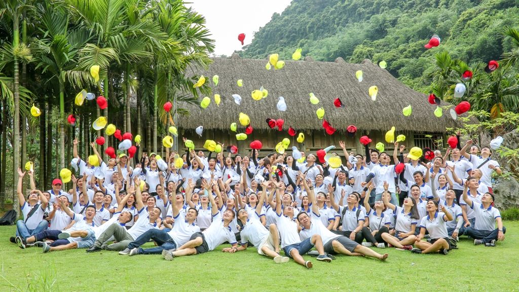 Dịch vụ chụp ảnh teambuilding uy tín tại Hội An mang lại bức hình đẹp