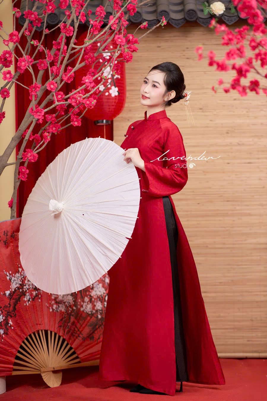 Dịch vụ chụp ảnh Tết 2026 áo dài gia đình & chân dung cá nhân Dịch vụ chụp ảnh Tết 2026 áo dài gia đình & chân dung cá nhân