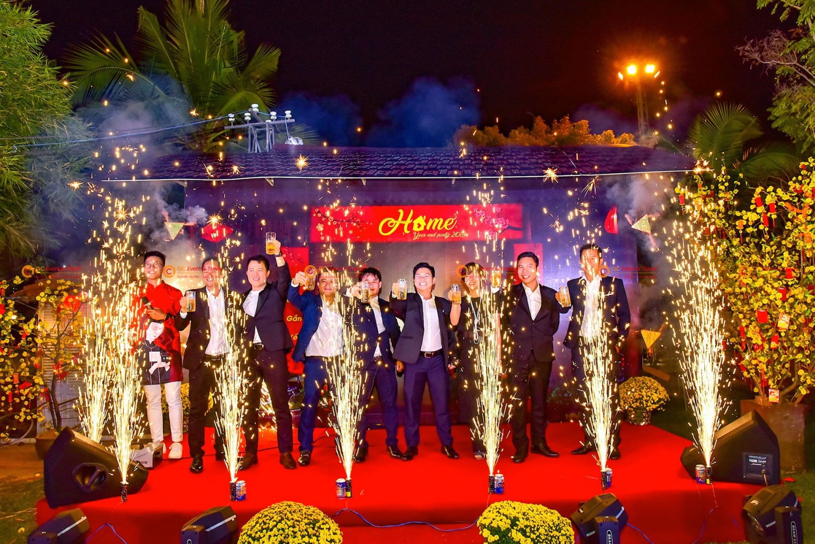 Thị trường chụp ảnh Year End Party tại Hà Nội bùng nổ mùa cuối năm Thị trường chụp ảnh Year End Party tại Hà Nội bùng nổ mùa cuối năm