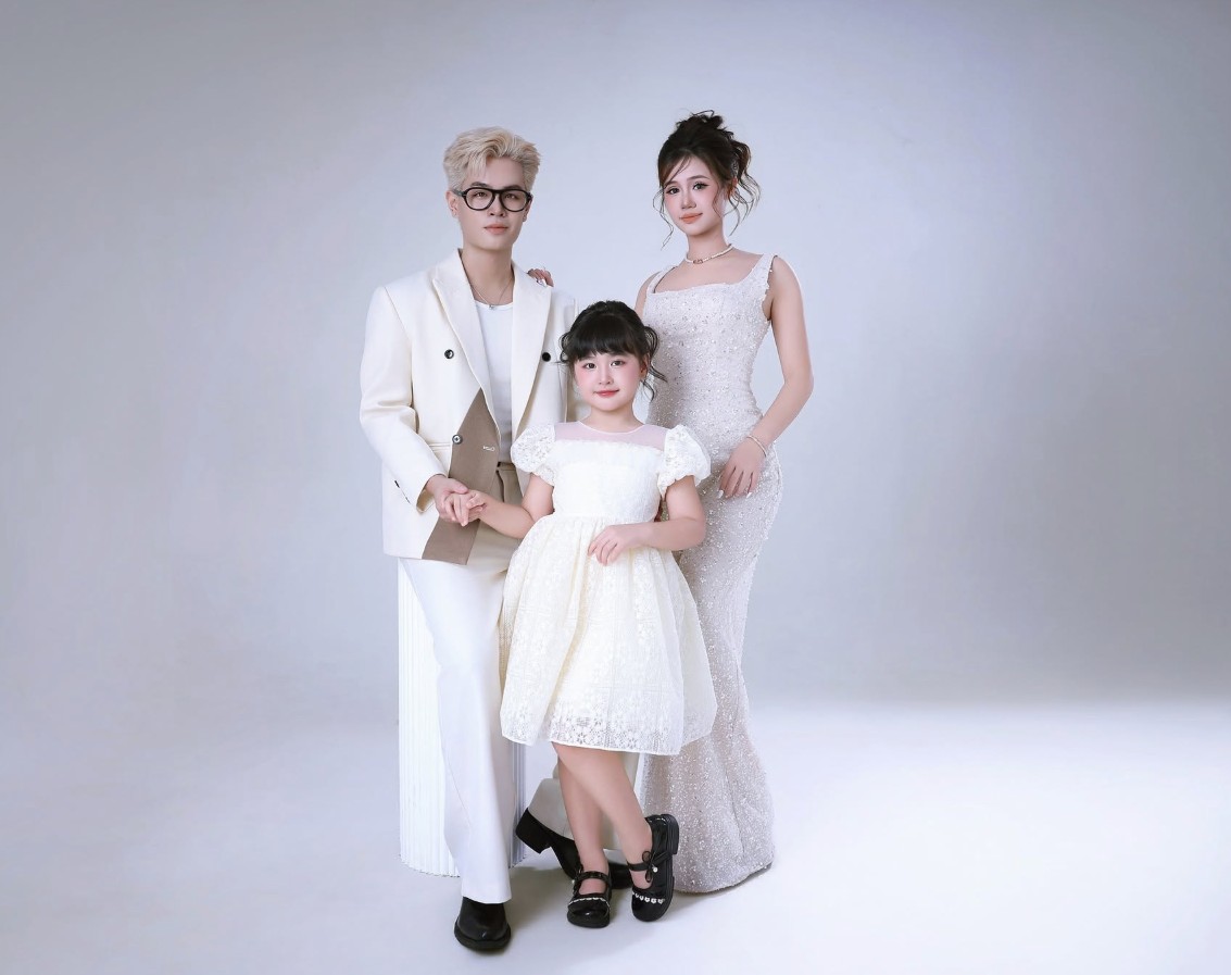 Studio chụp ảnh gia đình nghệ thuật tại TP.HCM Studio chụp ảnh gia đình nghệ thuật tại TP.HCM