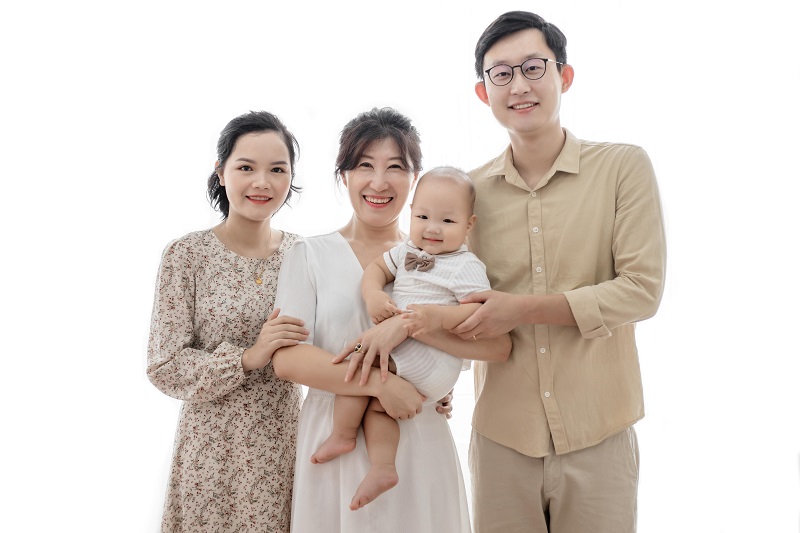 15+ concept chụp gia đình Hàn Quốc được yêu thích năm 2026 (5) 15+ concept chụp gia đình Hàn Quốc được yêu thích năm 2026 (5)